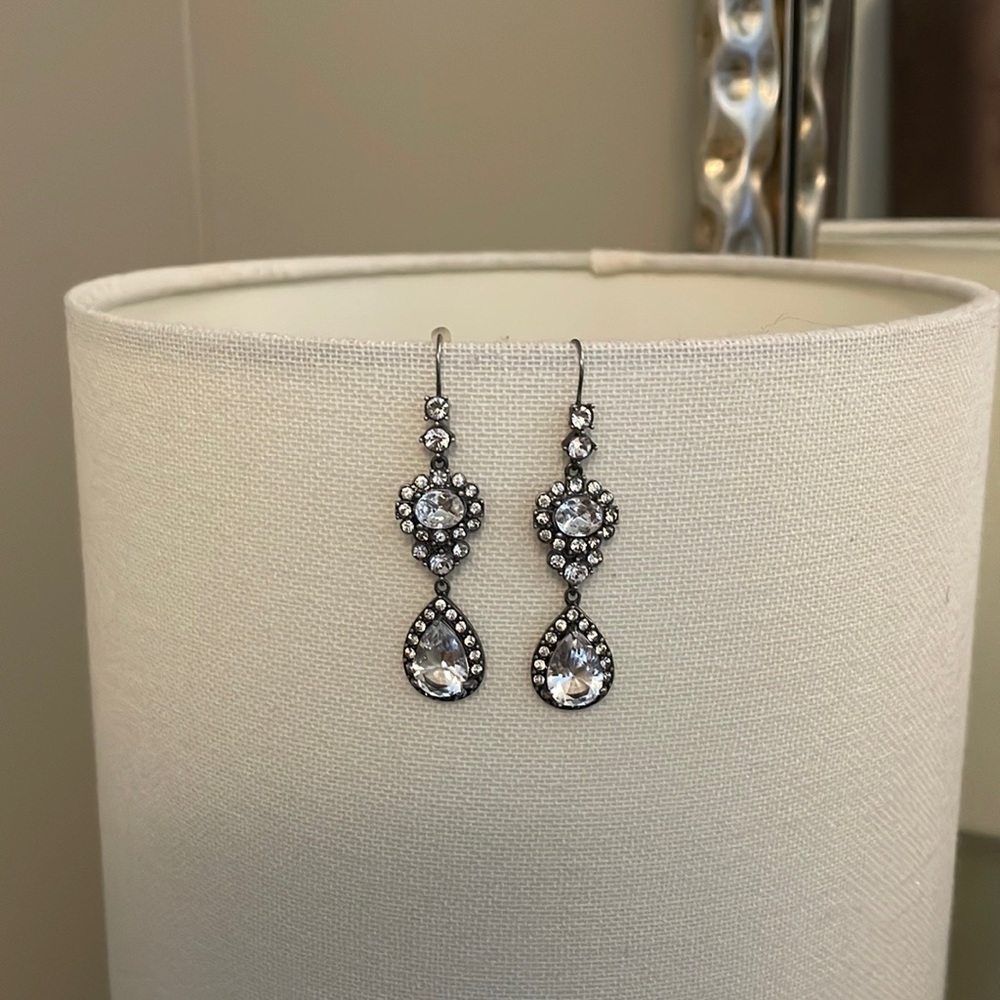 Rhinestone chandelier earrings. Stunning! - Picture 3 of 6
